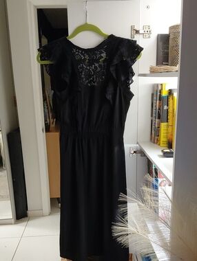 H&M Black Lace-Back Ruffle Sleeve Midi Dress